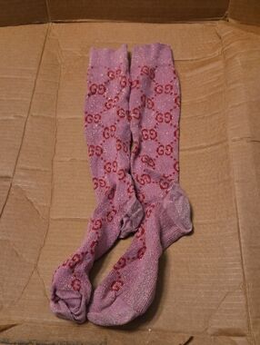 Gucci Pink Glitter Logo Knee-High Socks